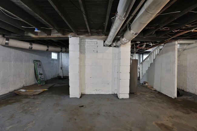 Building Photo - 1416 S Ohio Ave