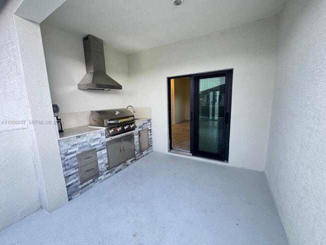 Building Photo - 4802 NW 83rd Path