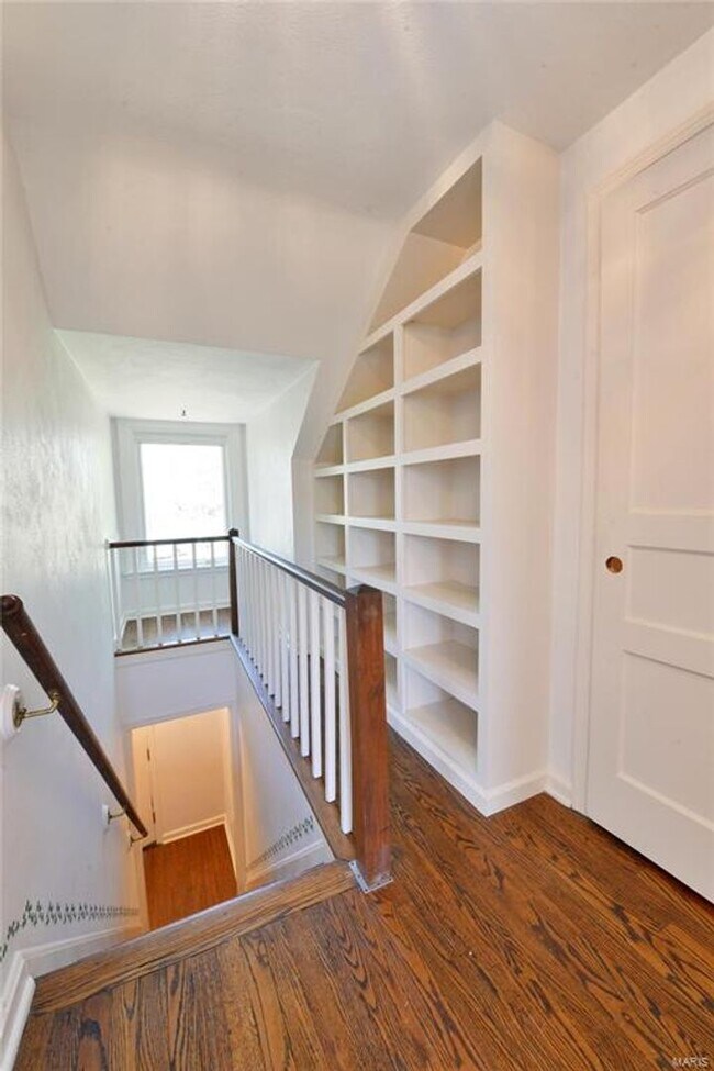 Building Photo - 4 Girard Dr