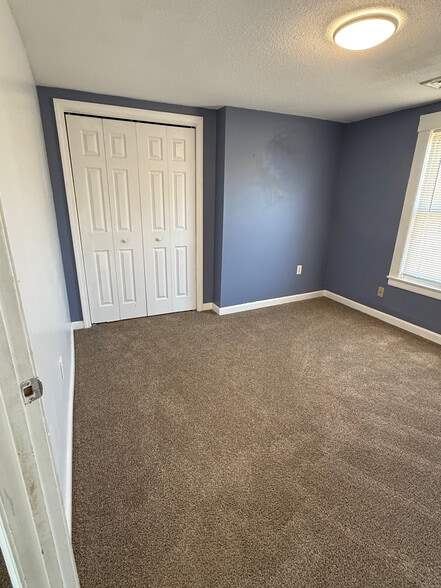 Bedroom 2 - 162 Russell Rd