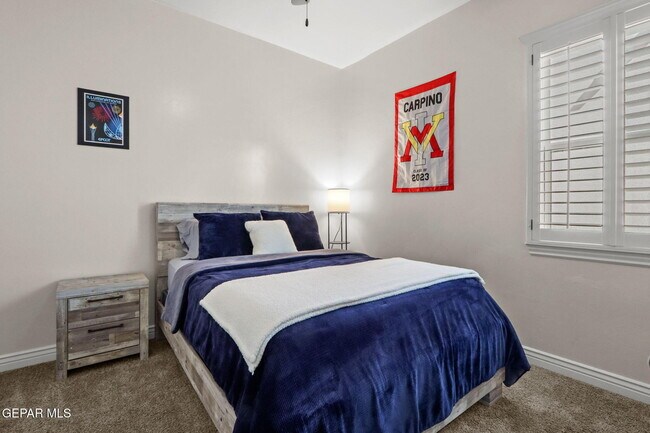 Building Photo - 12321 Desert Dove Ave