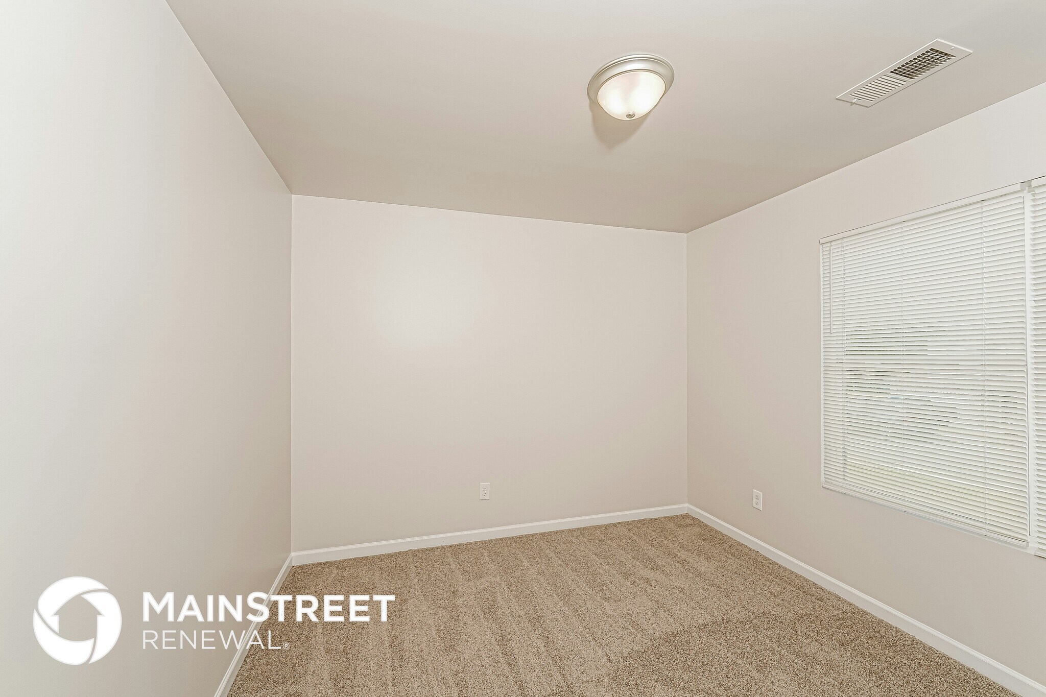 Building Photo - 155 Woodland Wy