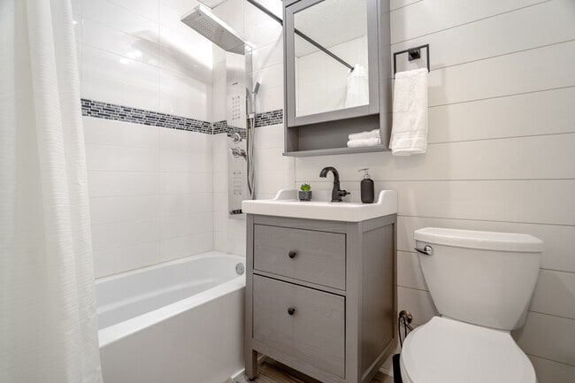 Building Photo - 3515 Indianbrook Dr