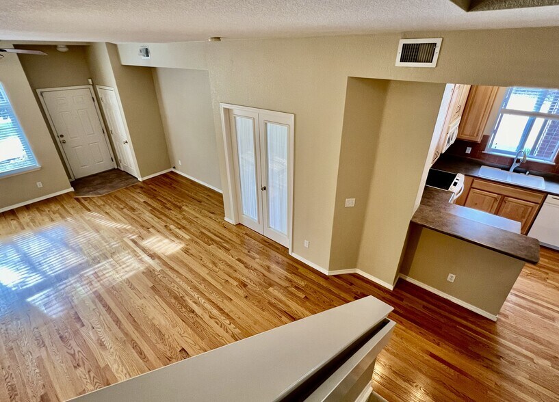 Building Photo - 6502 Silver Mesa Dr