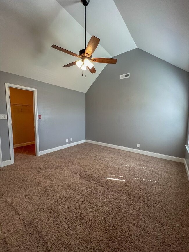 Building Photo - Short Term Leases Options! Gorgeous 5 Bedr...