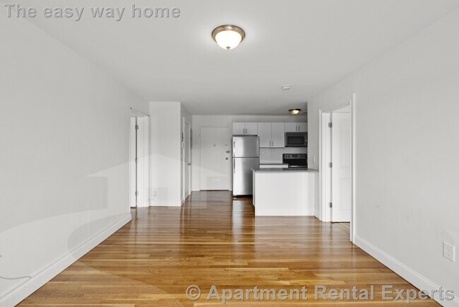 Building Photo - 134 Summer St