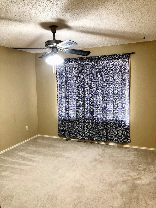 Building Photo - 5113 56th St