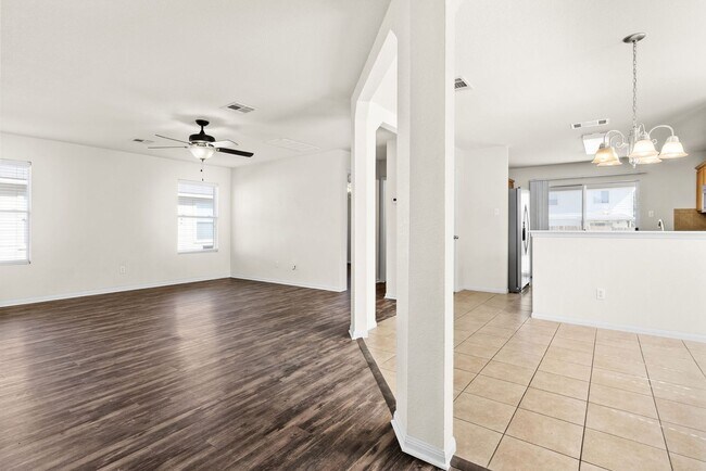 Building Photo - 5609 Capricorn Loop