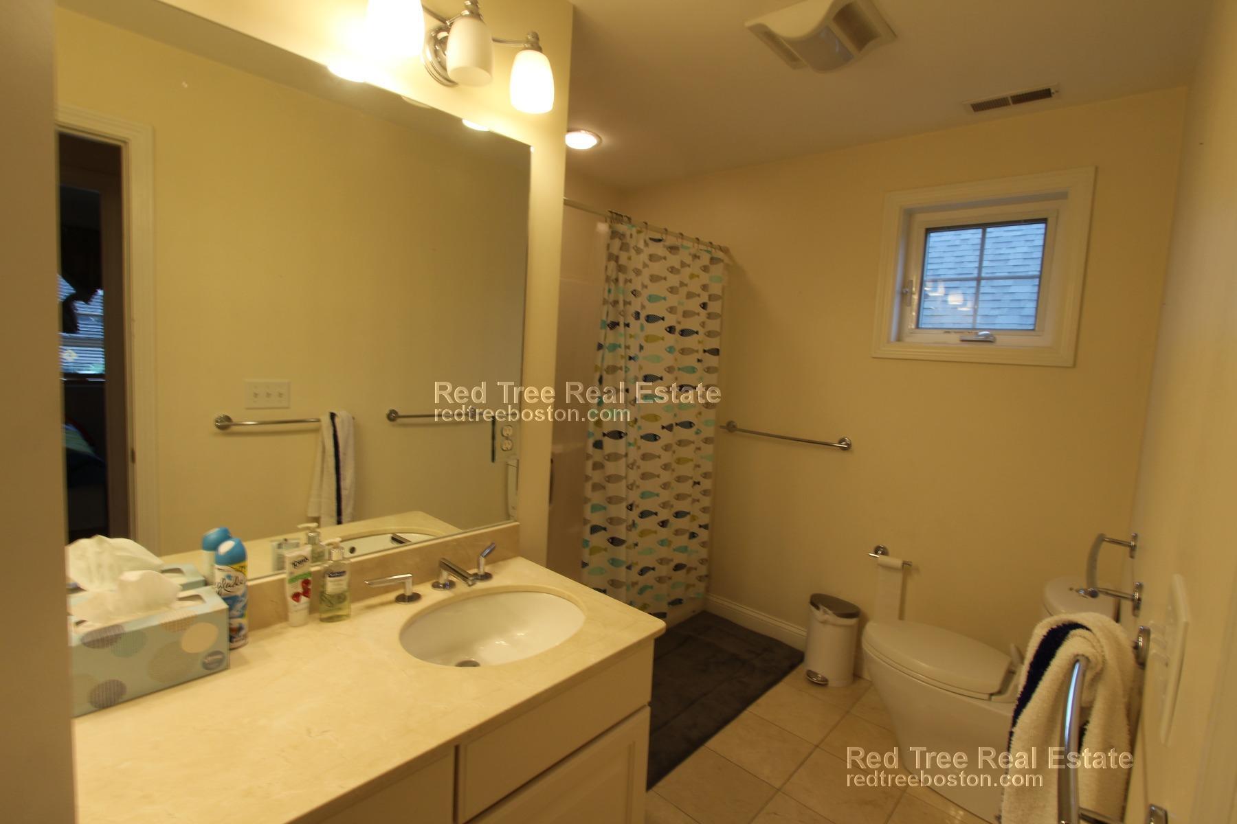 Building Photo - 117 Union St