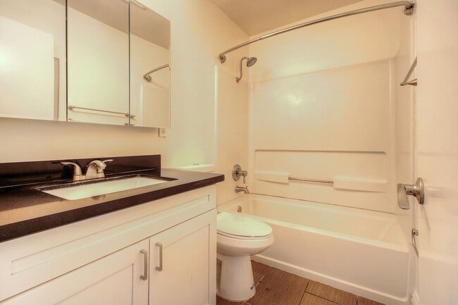 Building Photo - 1532 Atlanta Ct