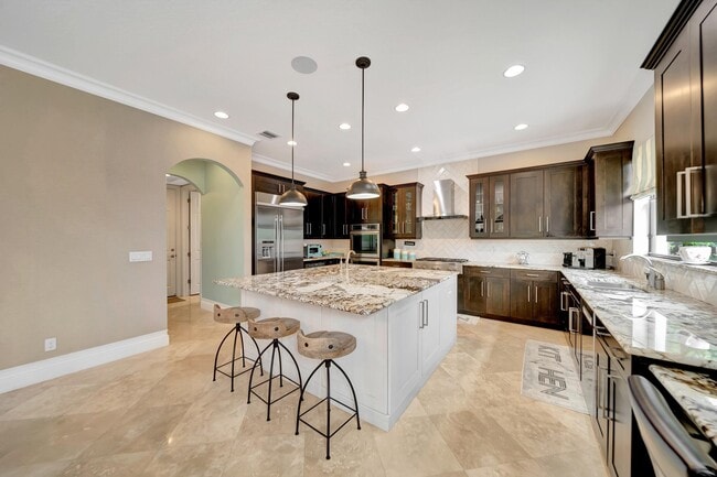 Building Photo - 10302 Sweet Bay Manor