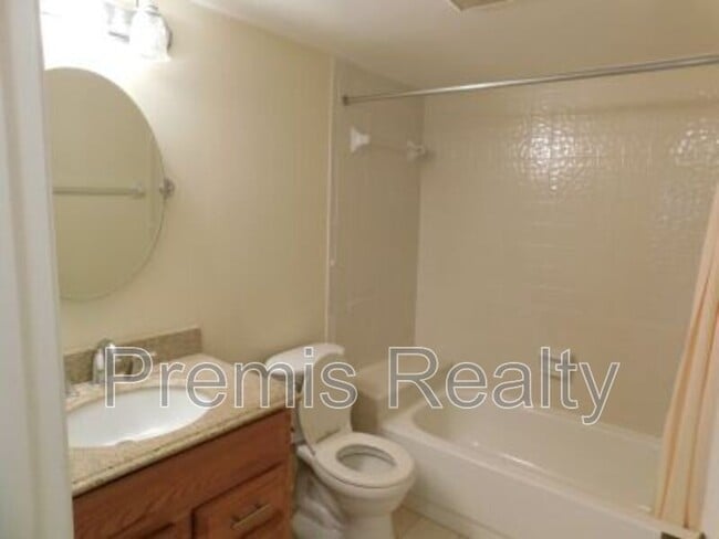 Building Photo - 3055 Casa Del Sol Cir