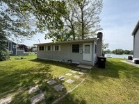 Building Photo - Lakefront Home on Lake Columbia – Private Dock & Spacious Backyard