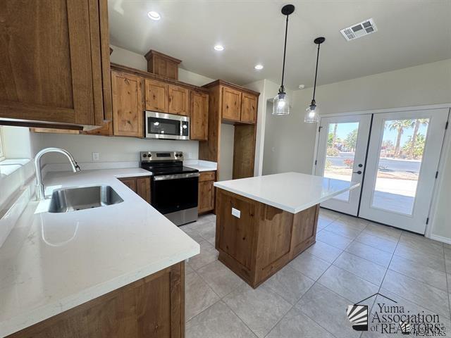 Building Photo - 3400 S Ave 7 E