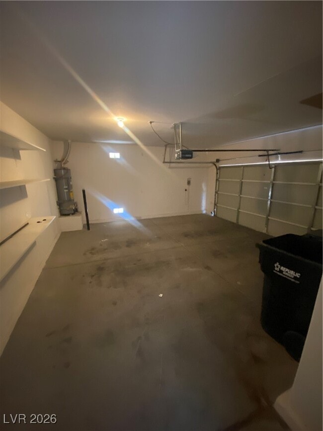 Building Photo - 4417 Laguna Garden Ave