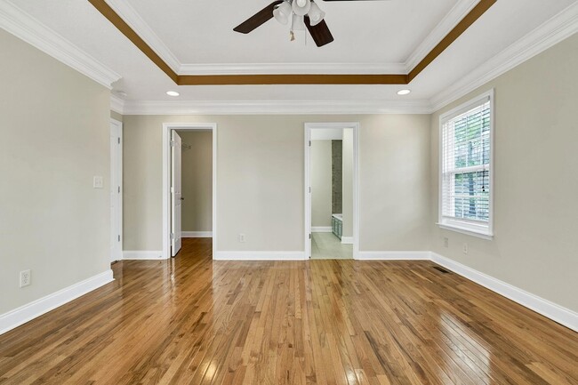 Building Photo - 217 Home Pl Ct SE