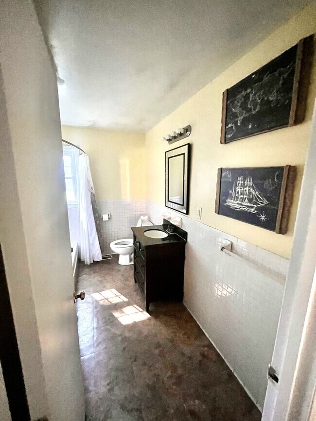 Building Photo - Single Level Home in Bridgewater