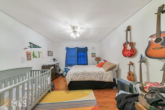 Building Photo - 72 Delmont Dr NE