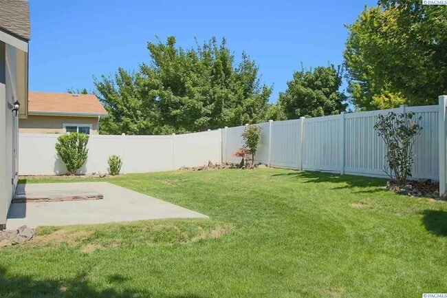 Building Photo - 1580 Brittlebush Ln