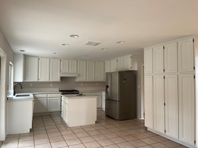 Building Photo - 1521 Starlight Dr