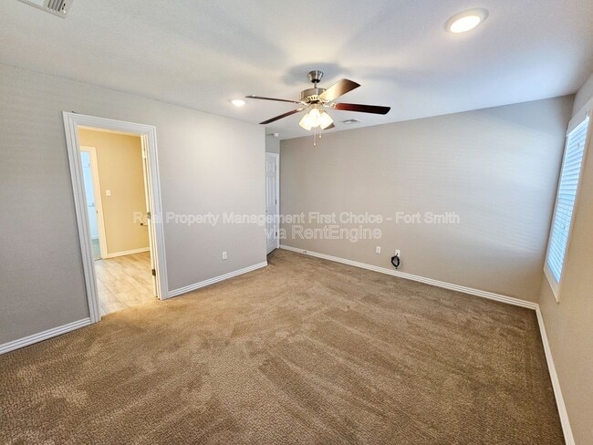 Building Photo - 6618 Leightyn Ln