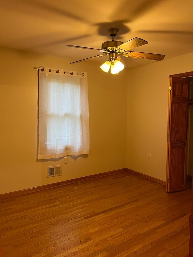 Building Photo - Gilbert - Call Lexington Office 803-359-0793