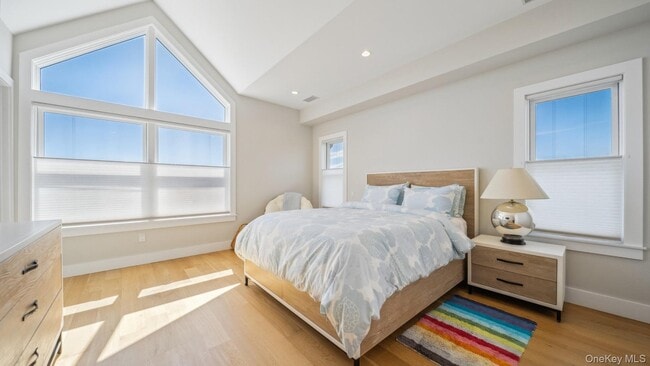 Building Photo - 102-192 Dune Rd