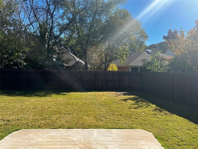 Building Photo - 16909 Dorman Dr