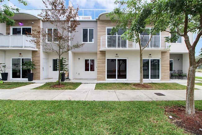 Building Photo - 14482 SW 259th St