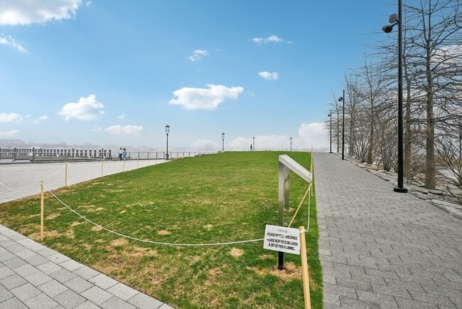 Building Photo - 150 Seaport Blvd