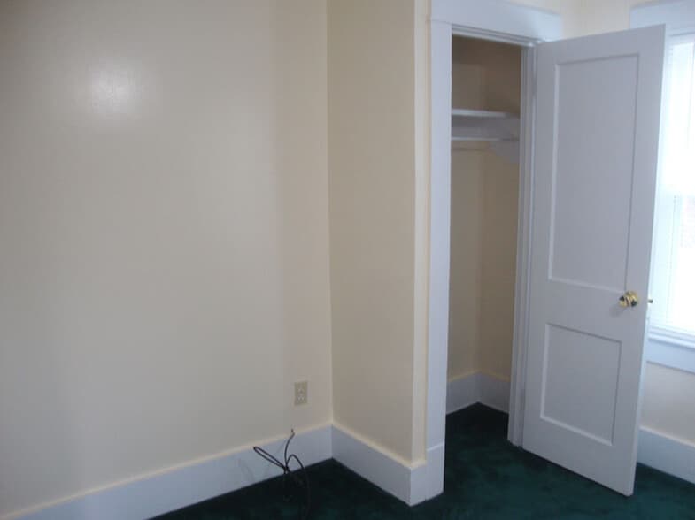Back Bedroom closet. - 458 McConnell St
