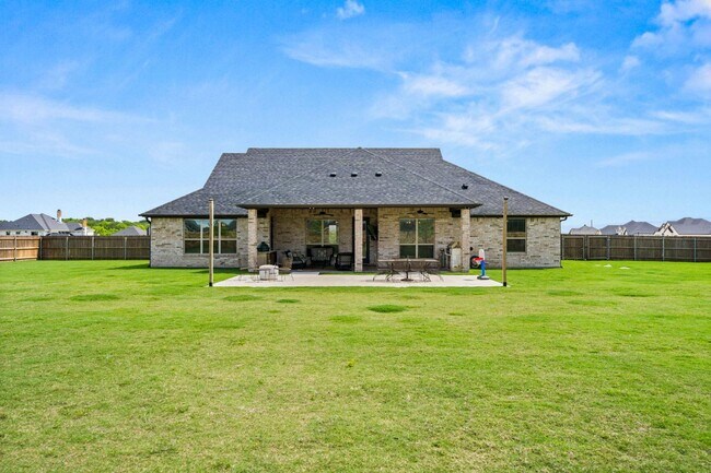 Building Photo - 3020 Keifer Marshall Dr