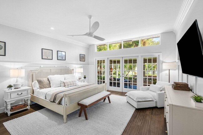 Building Photo - 18 Bristol Ln