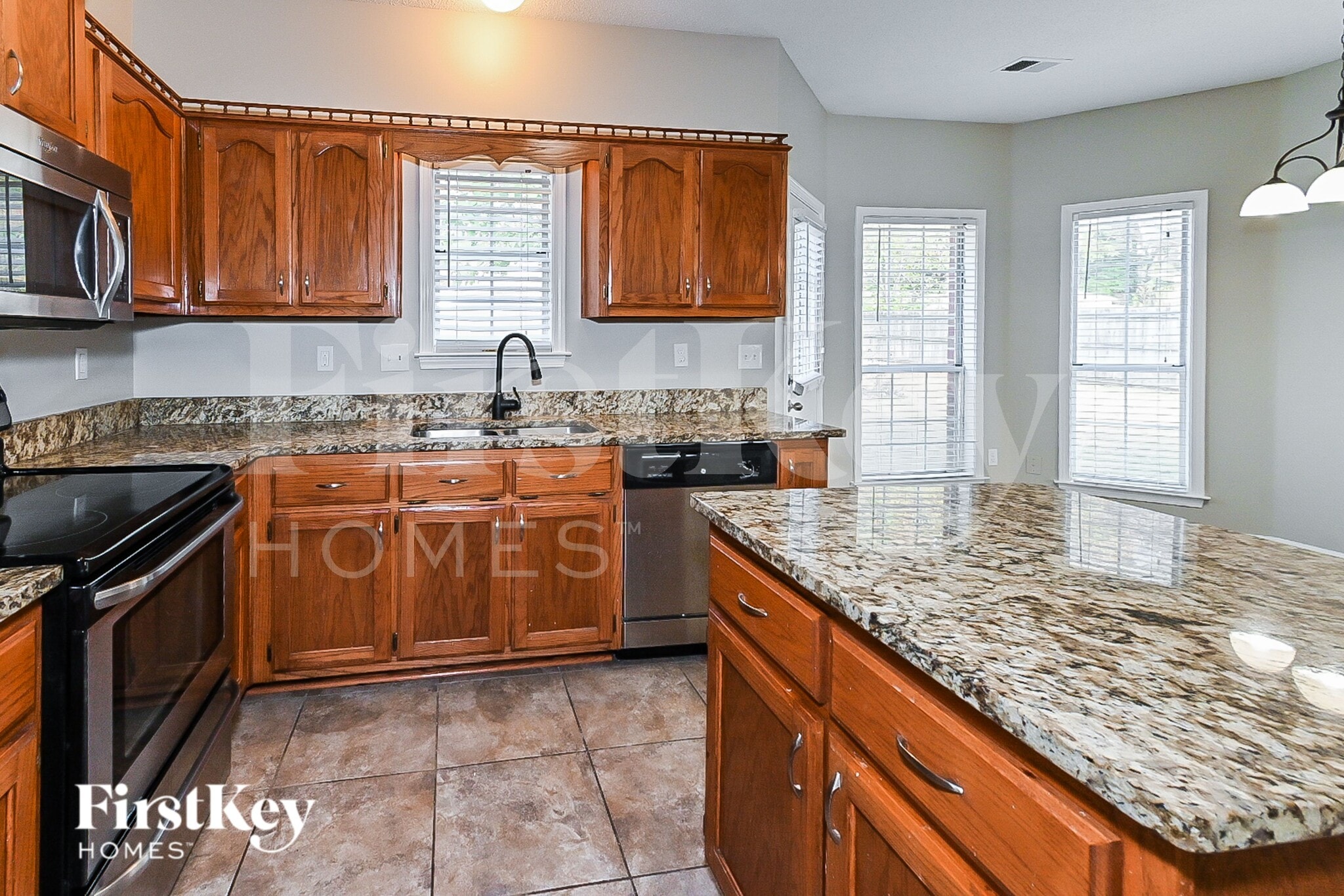 Building Photo - 8638 Bell Ridge Dr