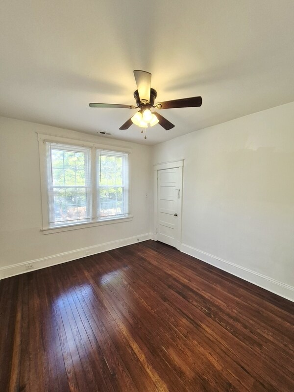 Building Photo - 2723 Fendall Ave