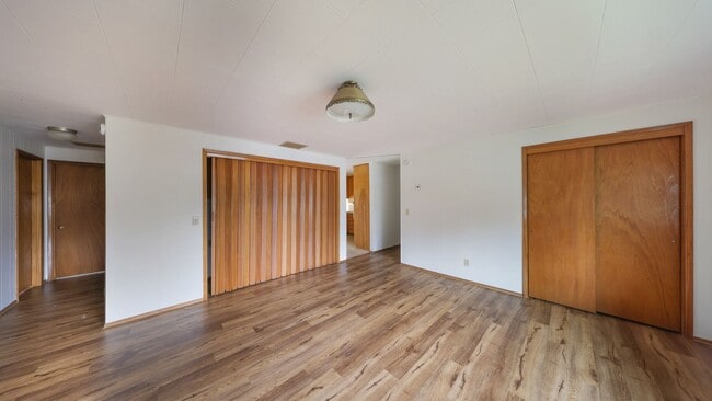 Building Photo - 3 Bed 2 Bath - One-Story - NAS Whidbey - F...