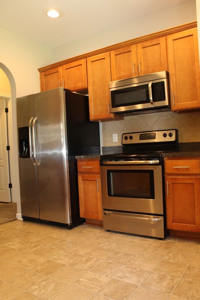 Building Photo - 107 Olde Mill Creek Dr