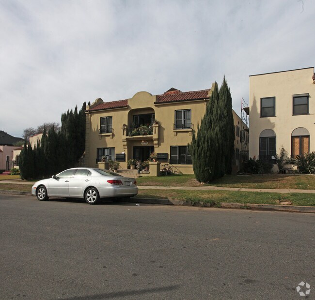 Building Photo - 1543 Rosalia Rd