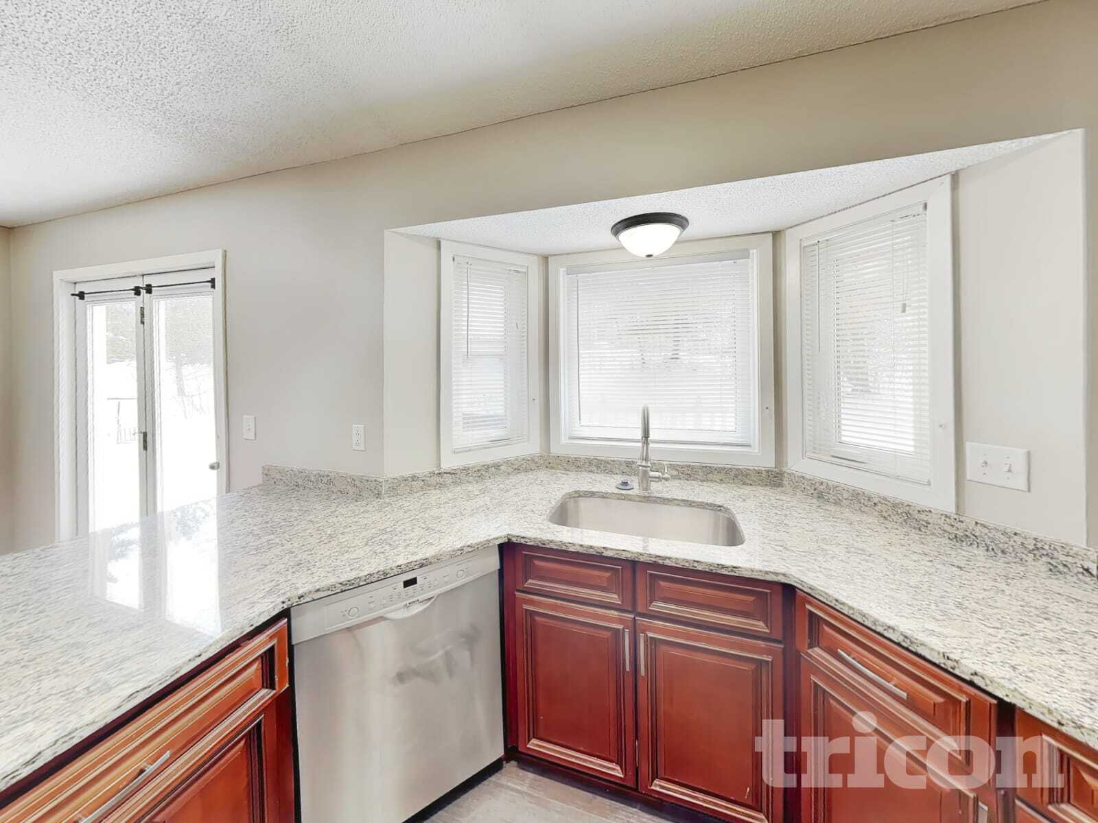 Building Photo - 11893 Dunhill Rd