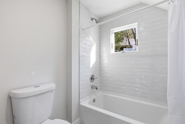 Building Photo - 85 Euclid Ave