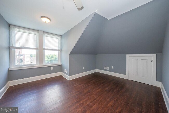 Building Photo - 7350 Ridge Ave