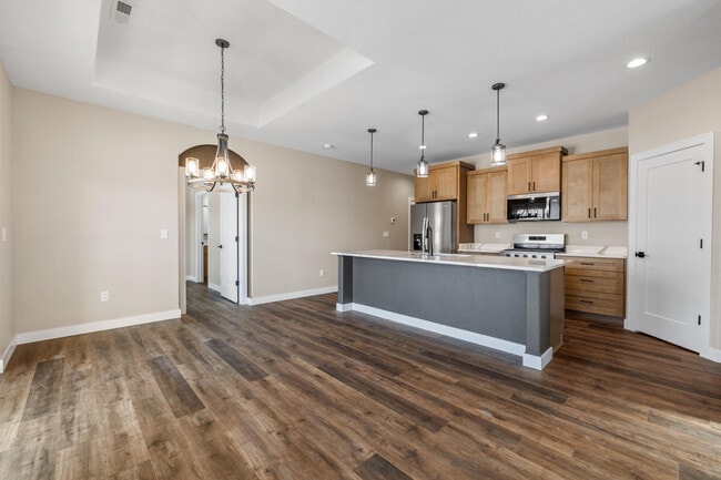 Building Photo - 1820 Horseshoe Ln