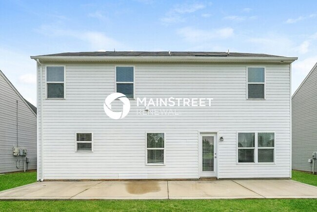 Building Photo - 4 Bedroom Pet-Friendly Home in GREENSBORO,...