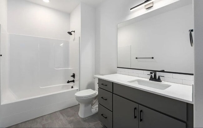 Building Photo - 6646 W 24th Ave