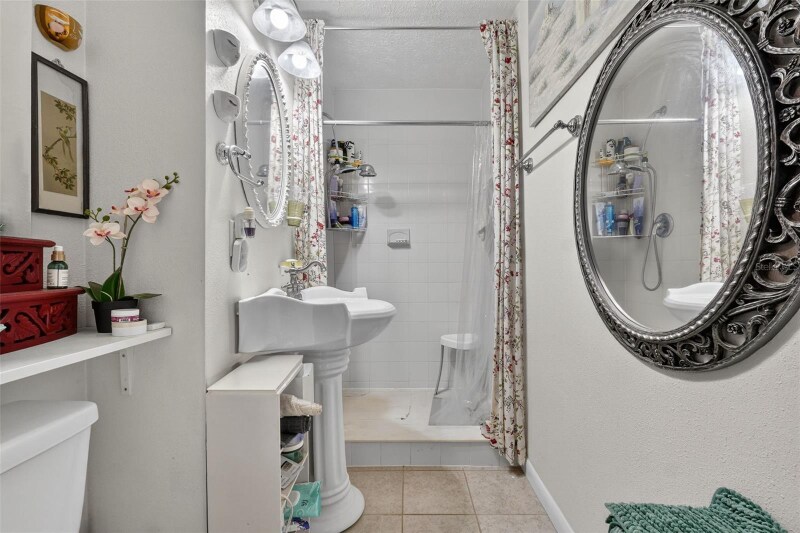 Building Photo - 6515 Spanish Moss Cir