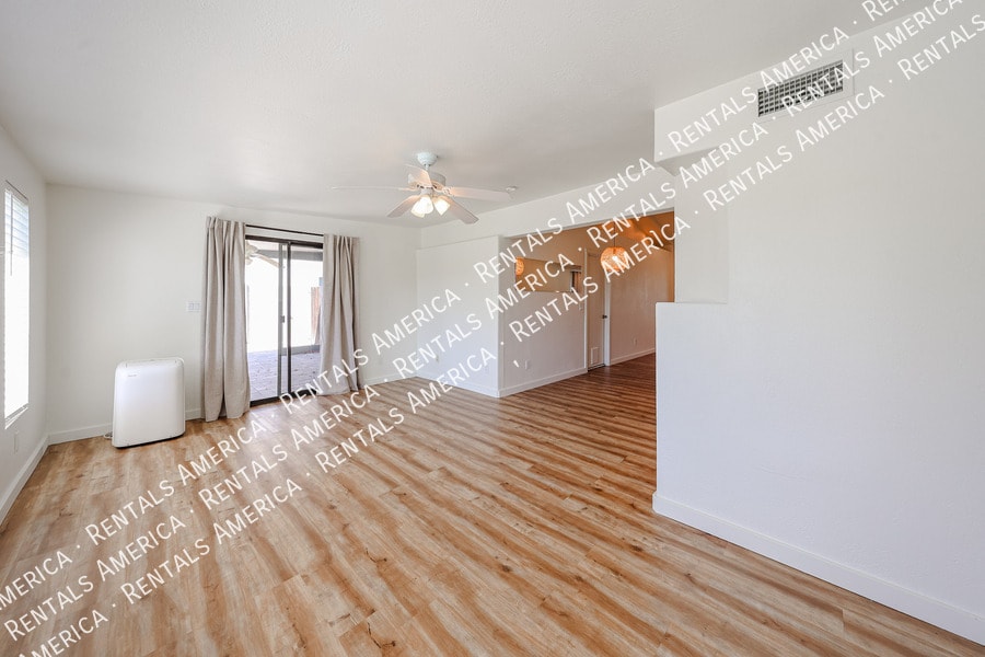 Building Photo - 17848 N 30th Pl