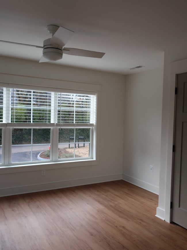 Upstairs Front Bedroom - 2739 Jersey Ave