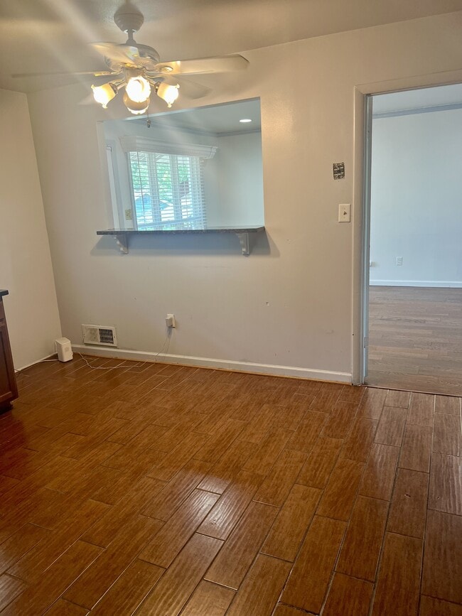 Building Photo - 3012 Oxon Run Ct