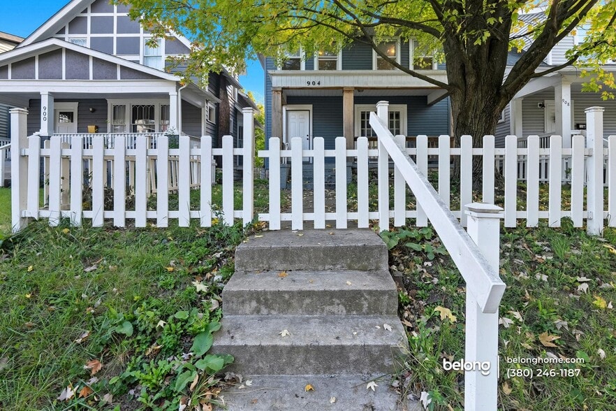 Building Photo - 904 Studer Ave