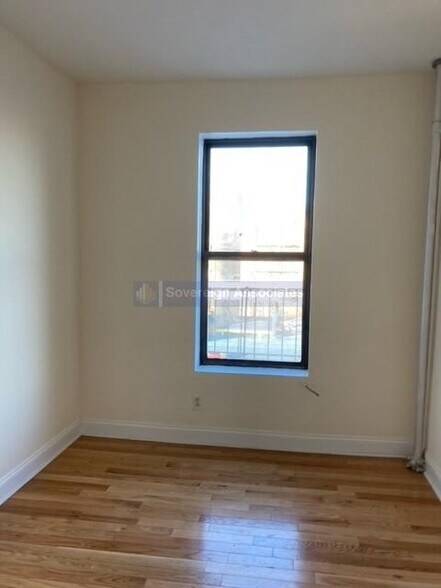 Building Photo - 631 Edgecombe Ave